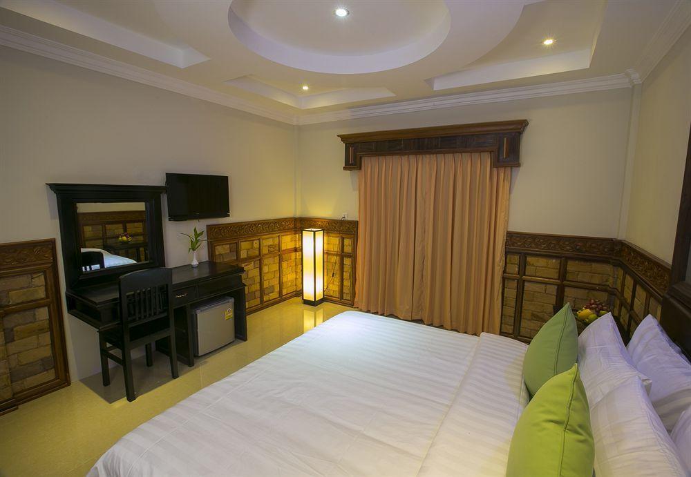 160 Angkor Villa Siem Reap Exterior photo